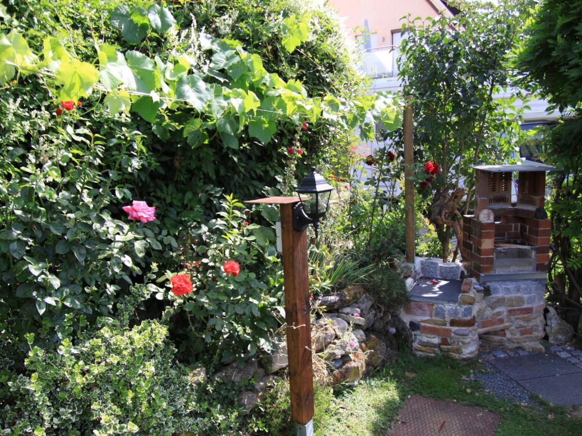 Apartment In The Middle Of Franconian Switzerland With Terrace Kunreuth Zimmer foto